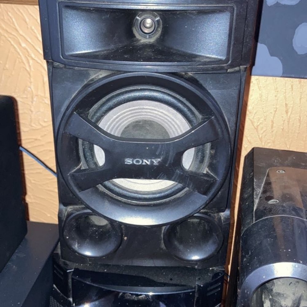 LG stereo - Picture 6 of 7
